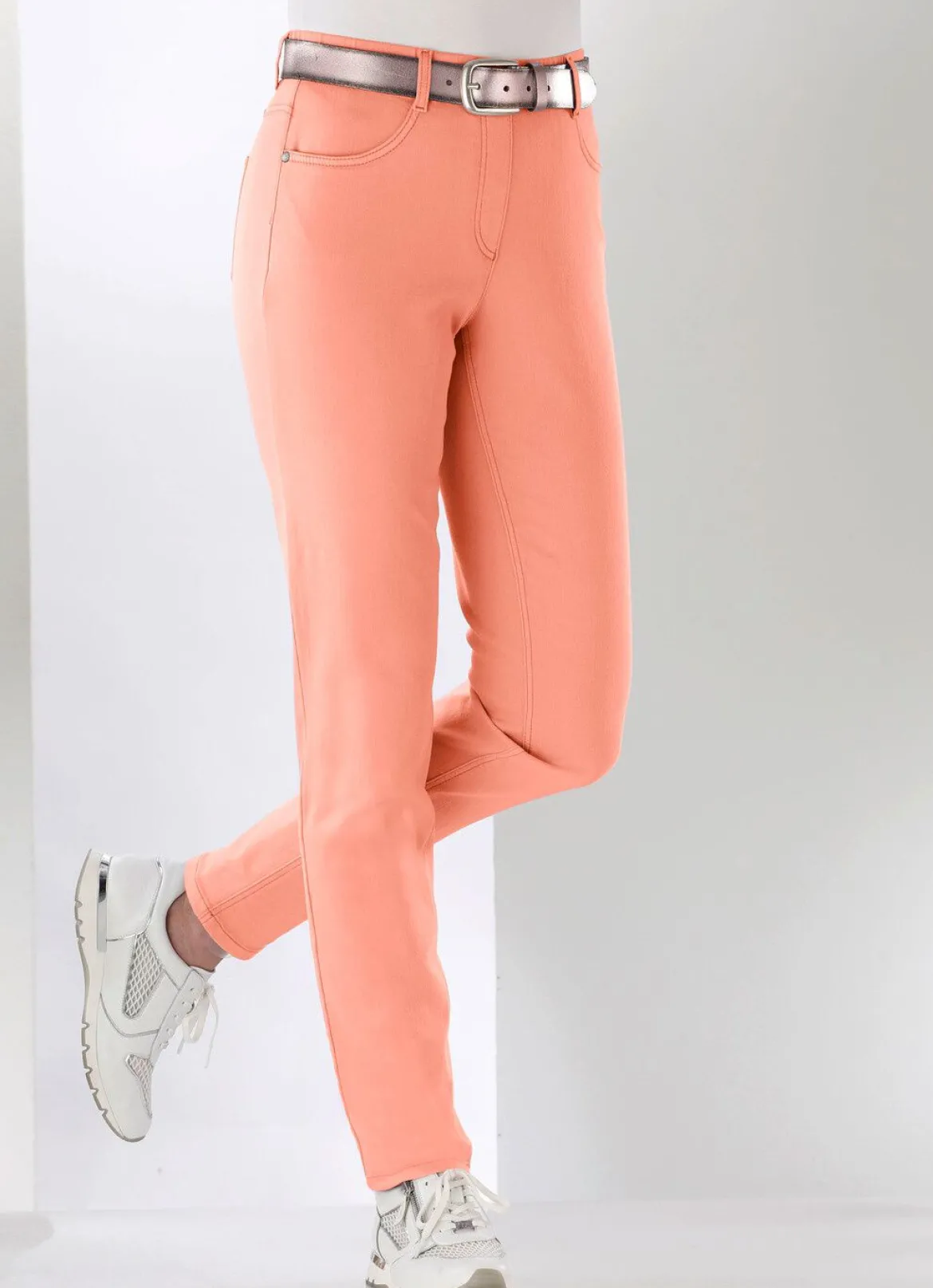 Magic-Jeans mit hohem Stretchanteil