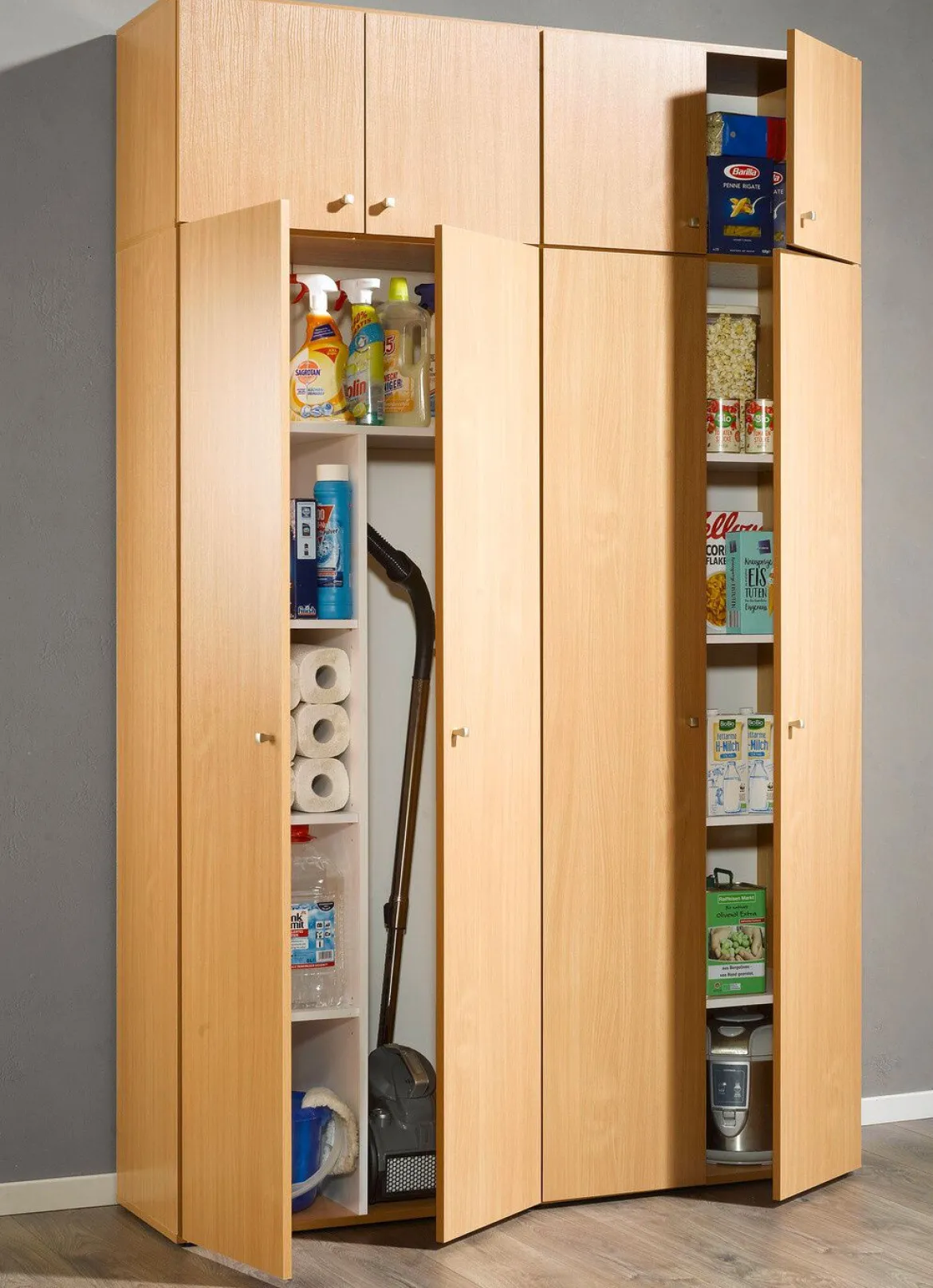 Möbel-Serie mit individuell einsetzbaren Elementen
