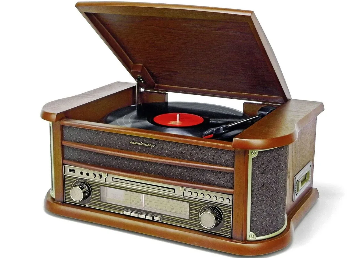 Nostalgie-Stereoanlage mit MP3-Direktaufnahmefunktion