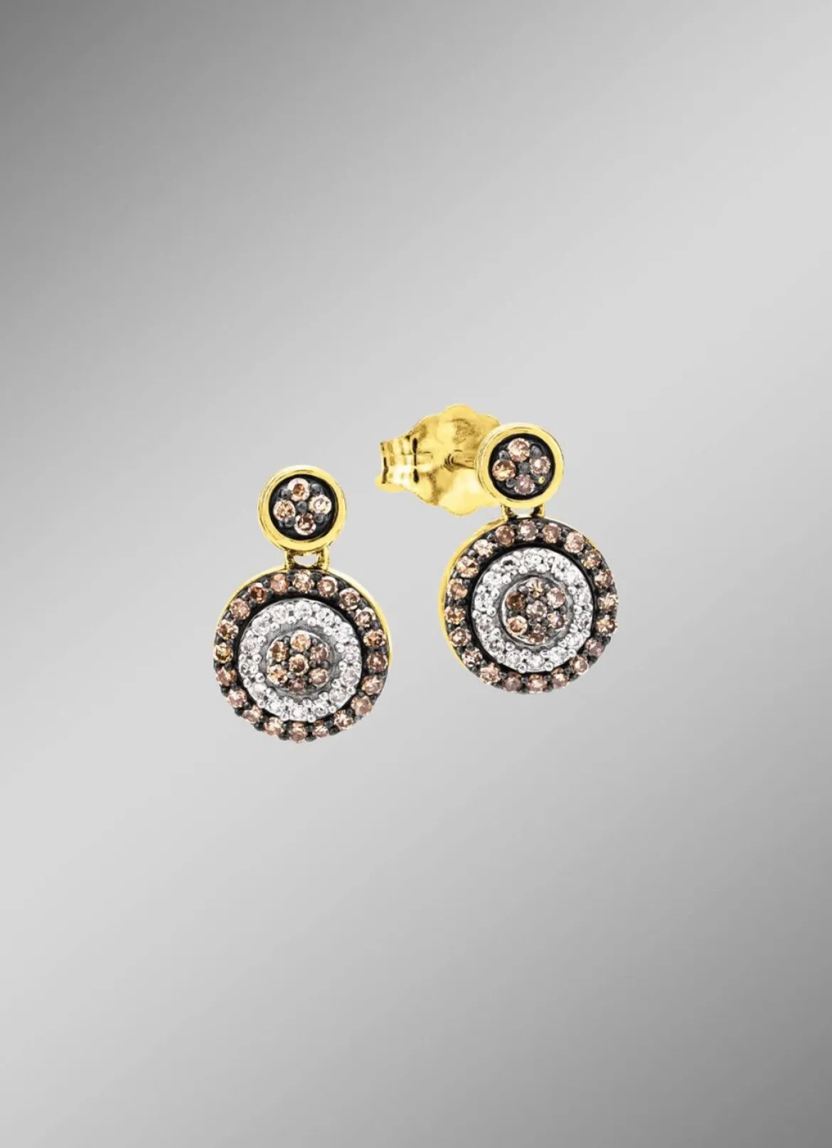 Ohrstecker mit Diamanten