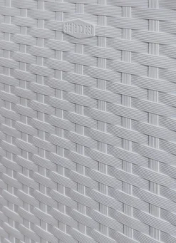 Pflanzkasten in moderner Rattan-Optik