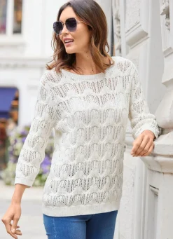 Pullover mit dezentem Paillettengarn