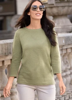 Pullover mit Plättchenzier