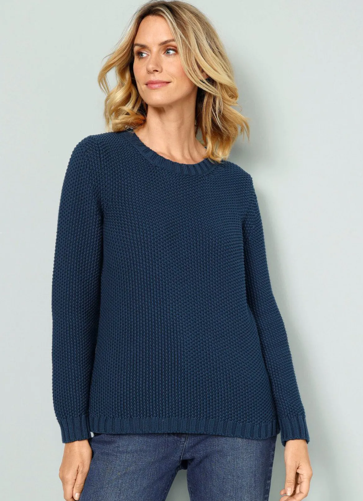 Pullover mit Schal in Grobstrick