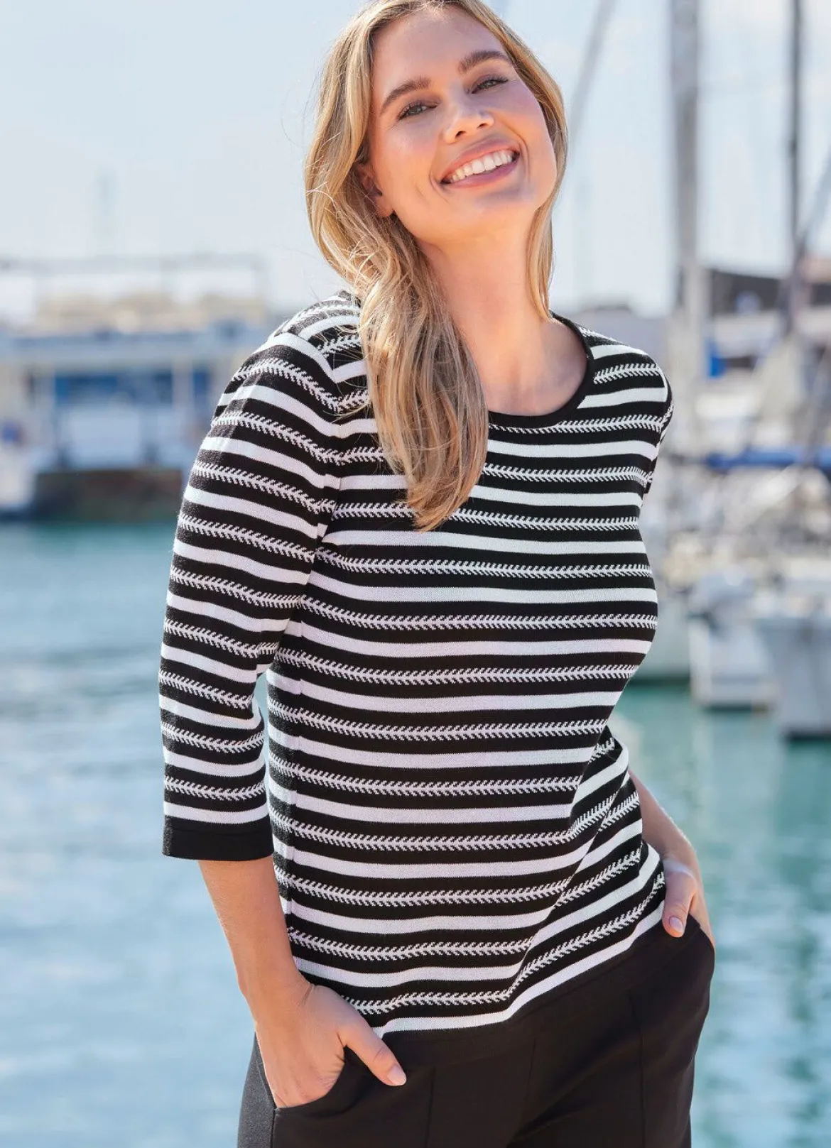 Pullover mit Streifenmuster