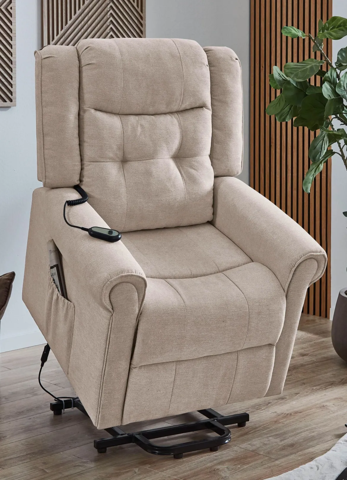 Relaxsessel mit Motor und Aufstehhilfe