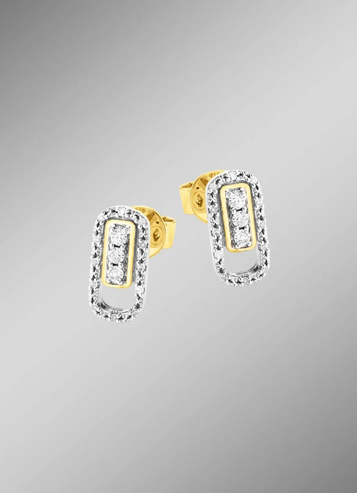 Schicke Ohrstecker mit Brillanten
