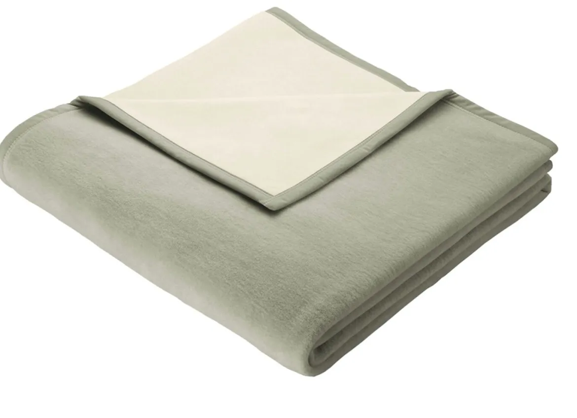 Schlafdecke mit Veloursbandeinfassung