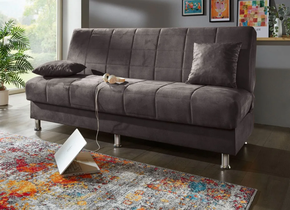 Schlafsofa mit Bettkasten und Dekokissen