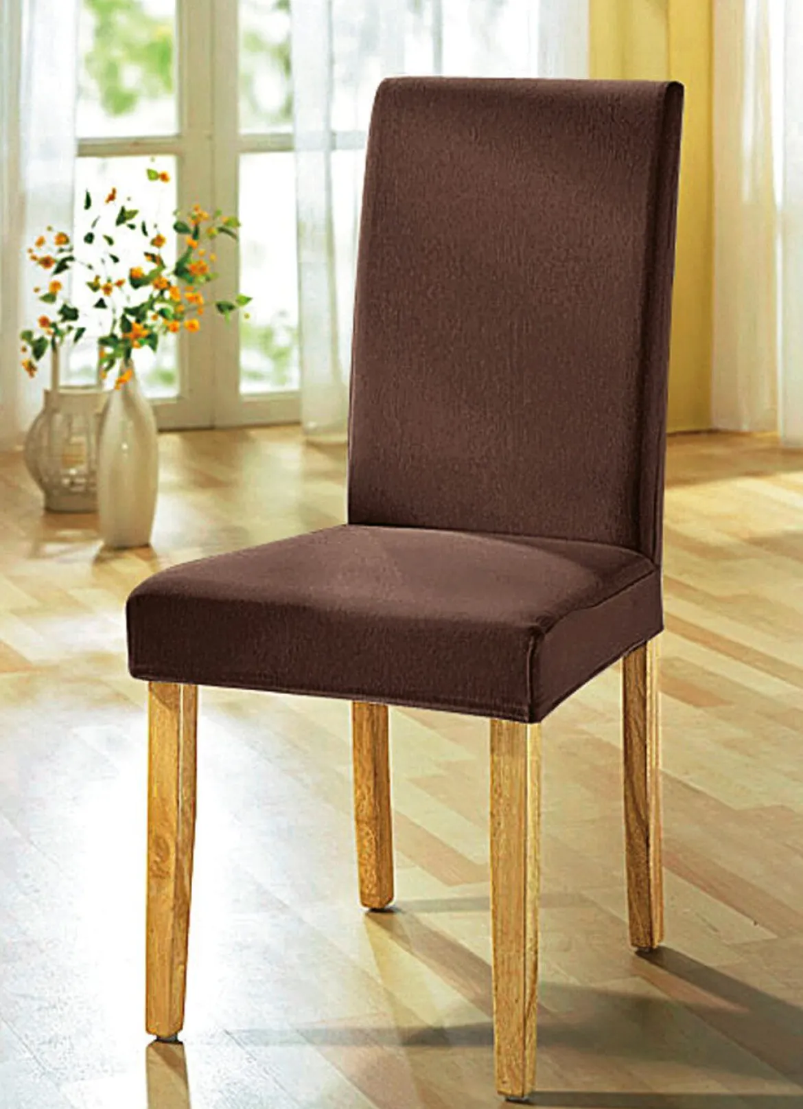 Schützende Stretchbezüge für Sessel und Sofa