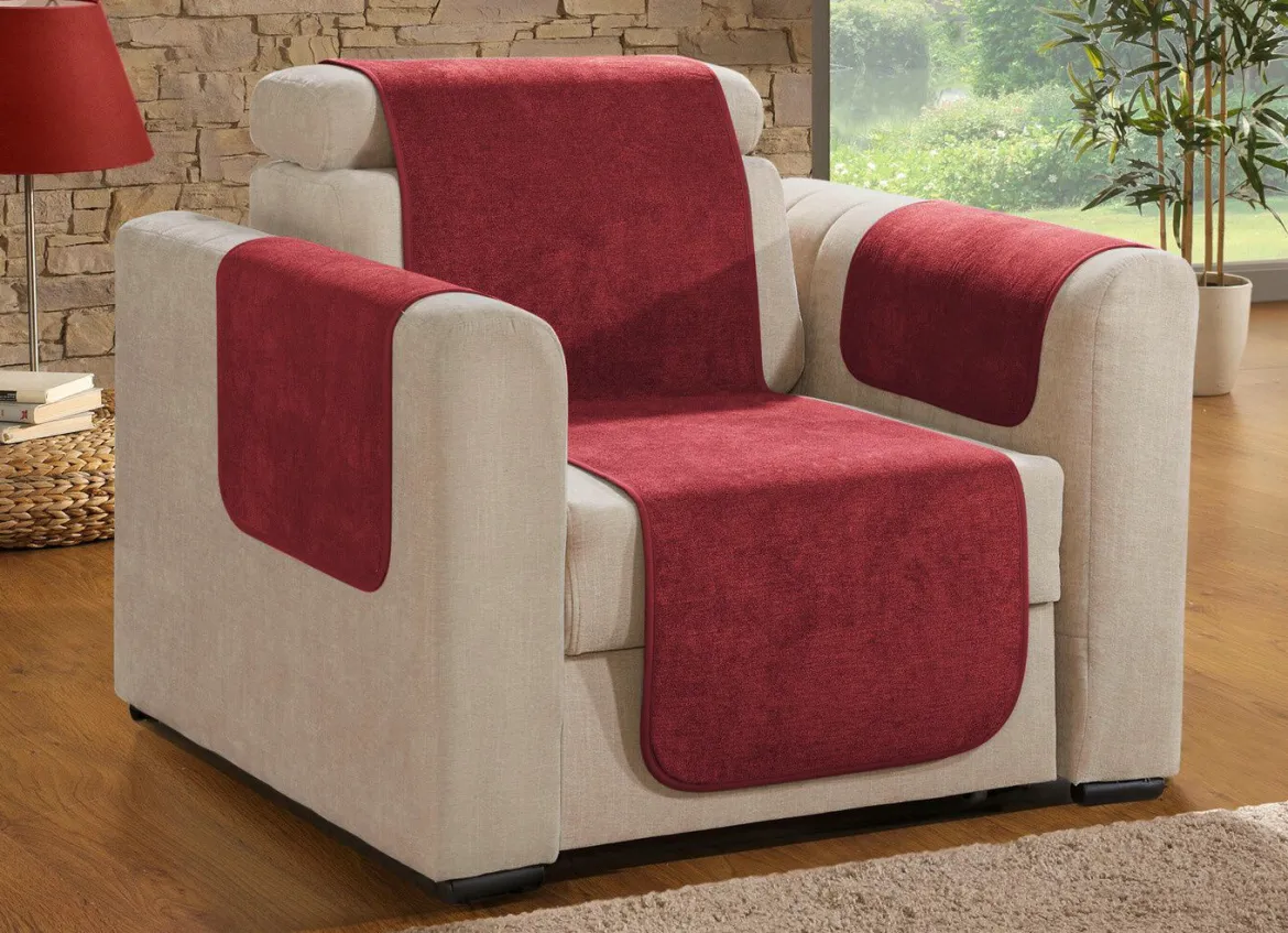 Sessel- und Sofaschoner mit Fleckschutz und Anti-Rutsch-Beschichtung