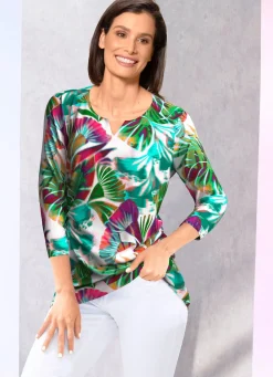 Shirt mit kleinem V-Schlitz