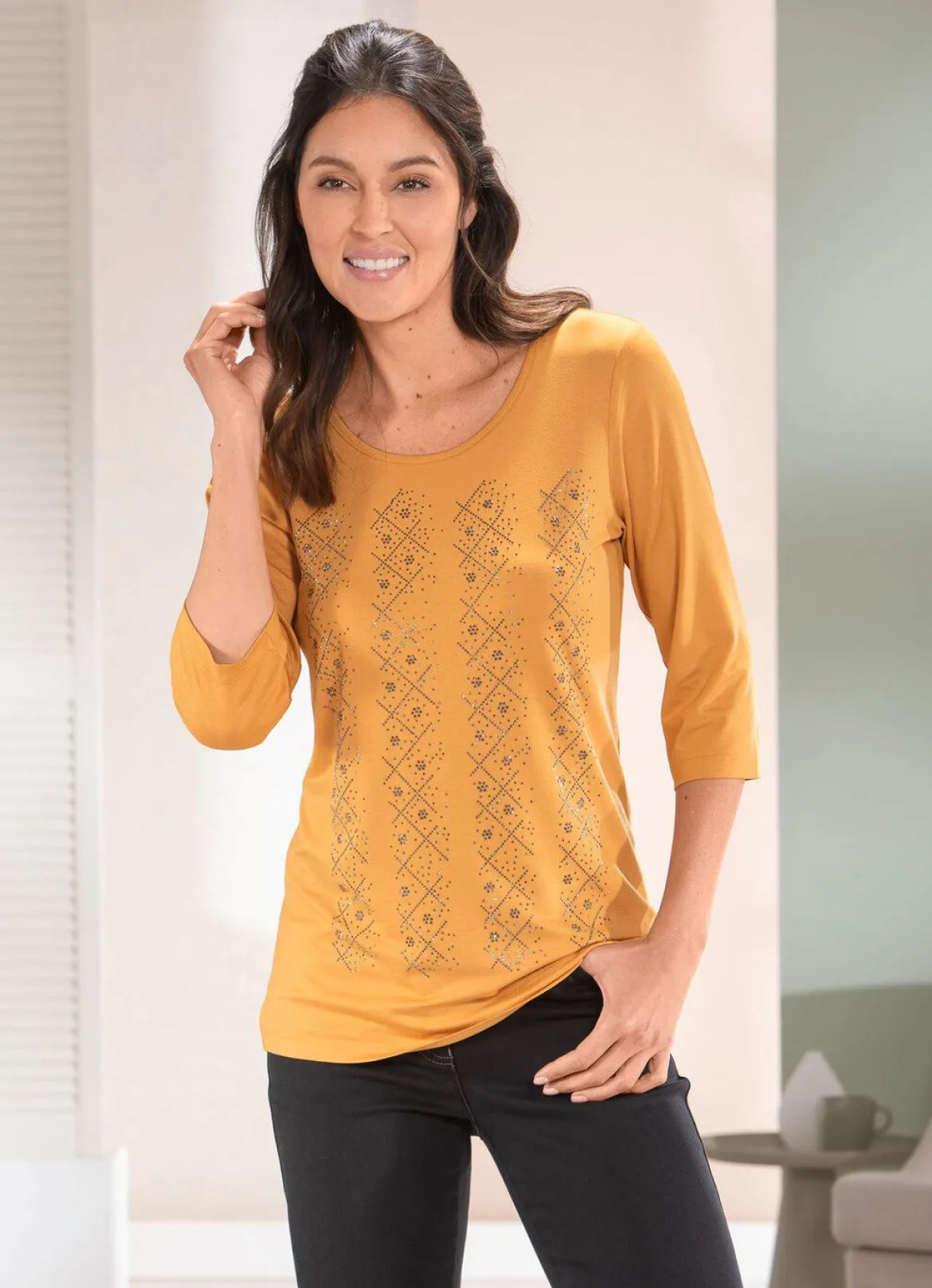 Shirt mit kontrastfarbenen Zierplättchen in 2 Farben