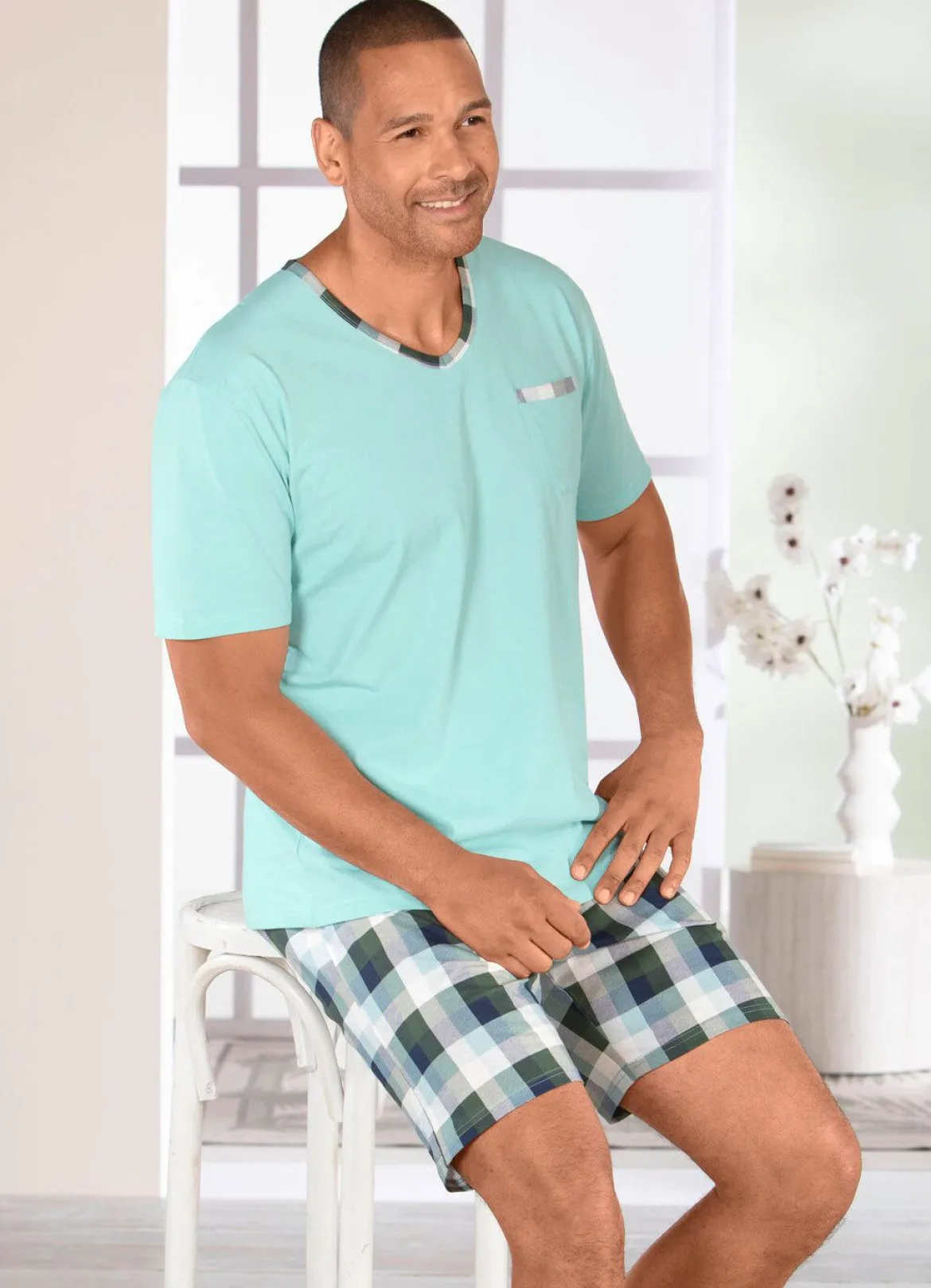 Shorty, 3 teilig, mit zwei Oberteilen und einer Hose