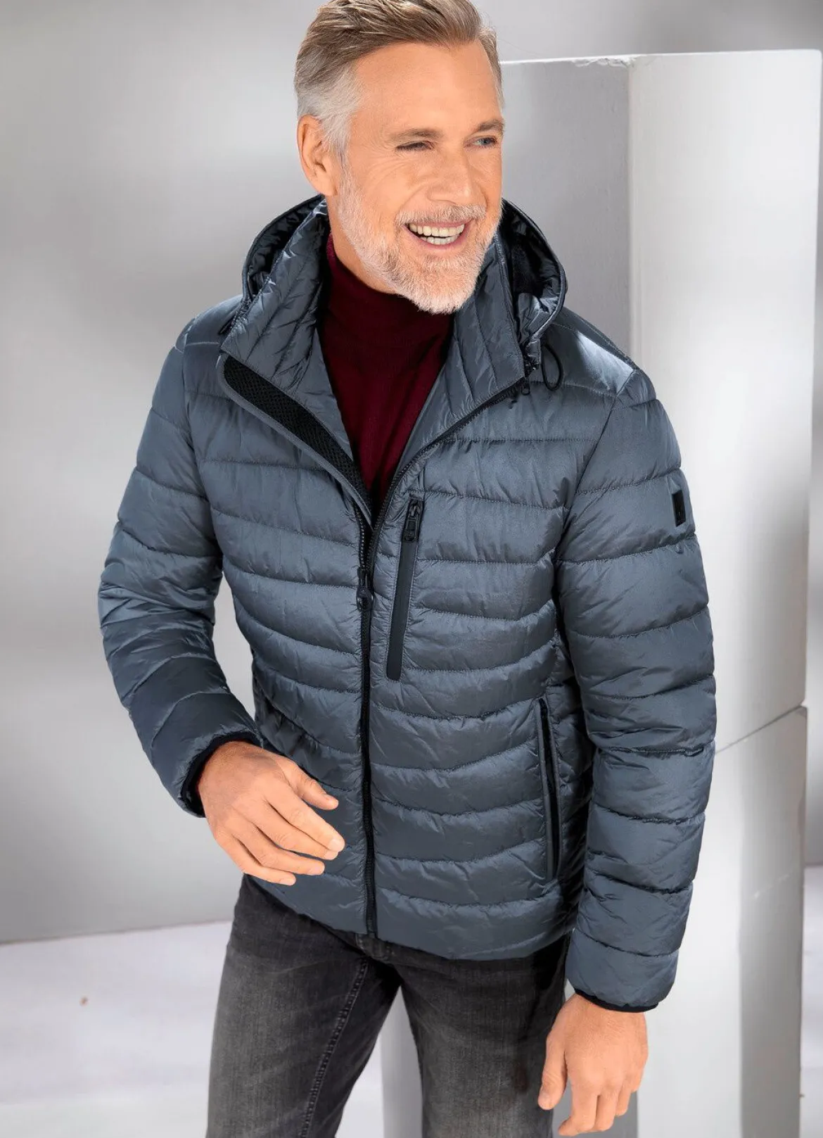 Steppkurzjacke von „New Canadian“