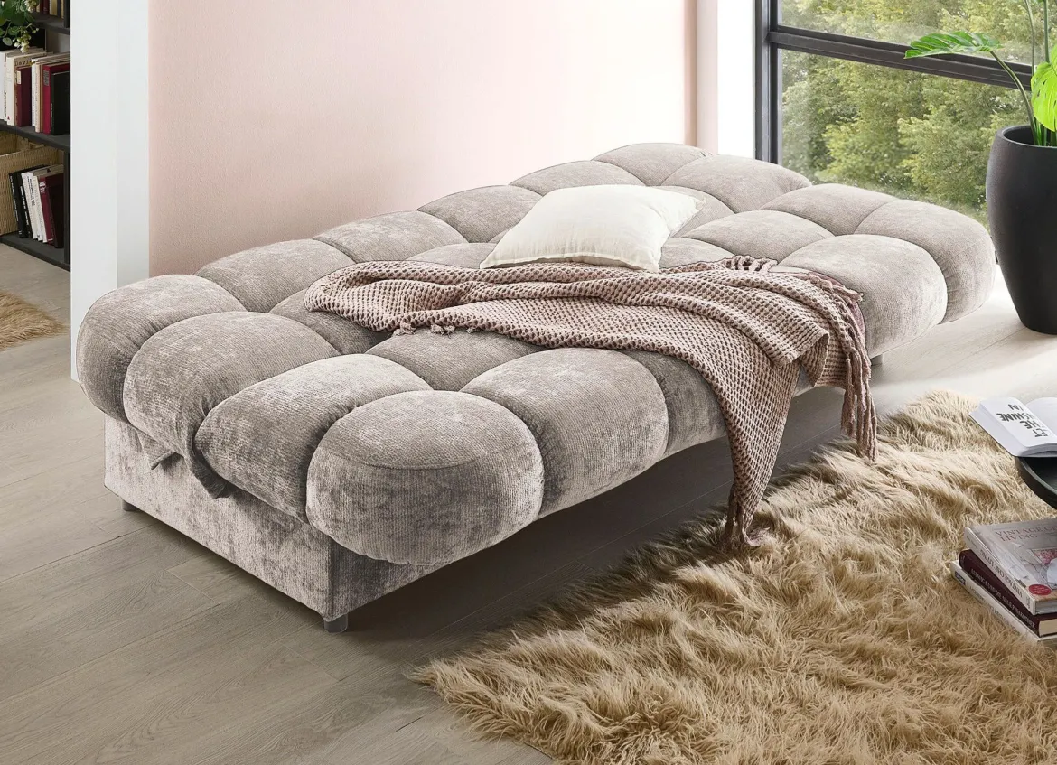 Stilvolles Schlafsofa mit Bettkasten
