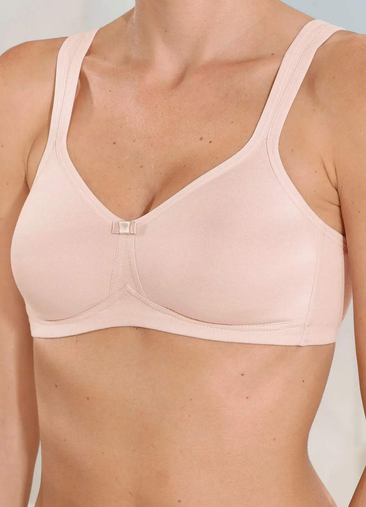 Susa BH mit vorgeformten Cups