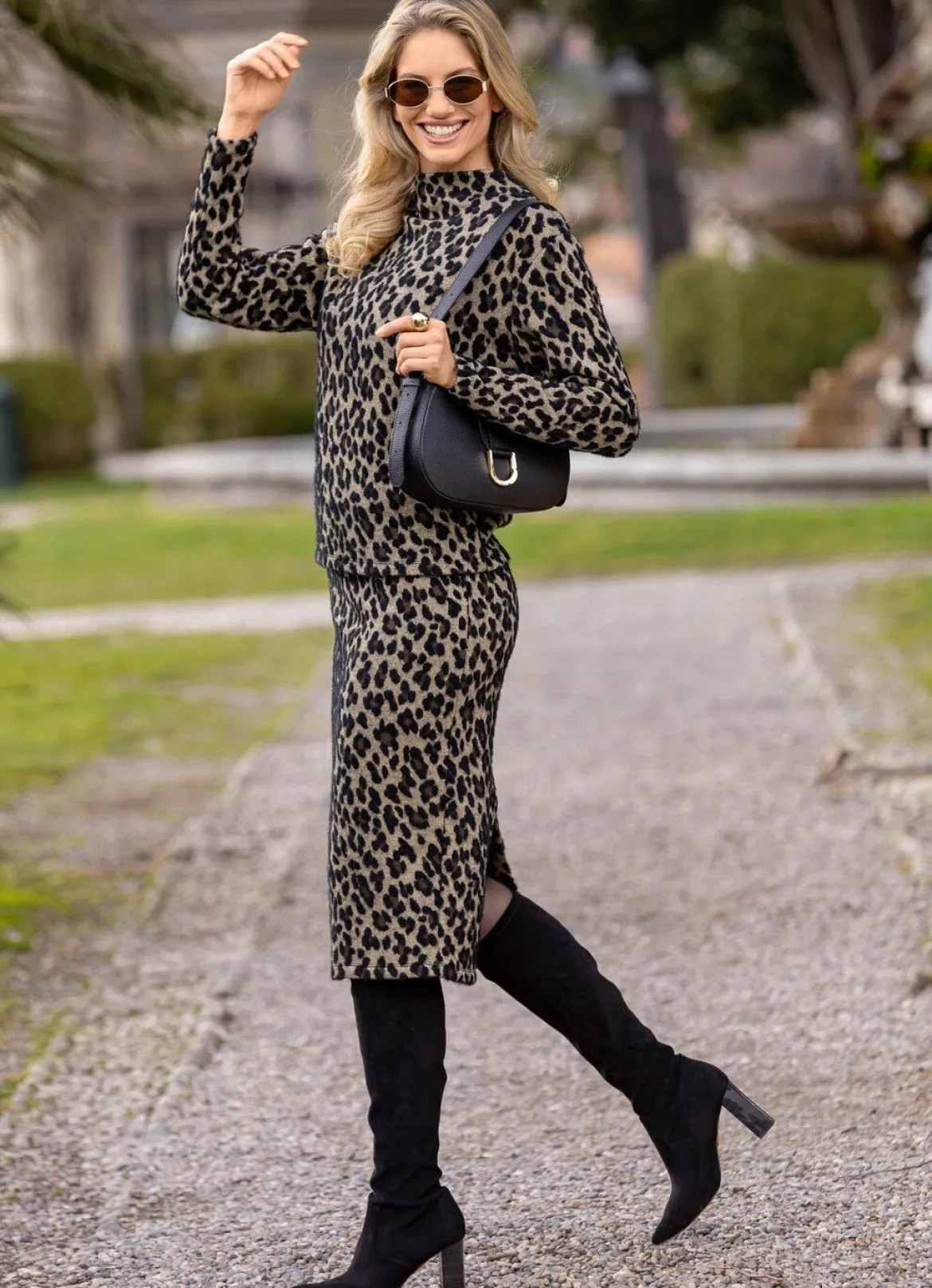 Sweatshirt in Strick-Optik