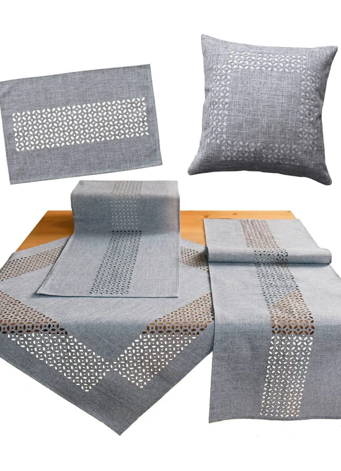 Tischdecke mit dekorativer Lochstanzung