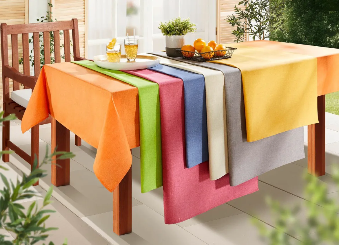 Tischdecke oder Sitzkissen für den Innen- und Außenbereich mit Fleckschutz-Ausrüstung
