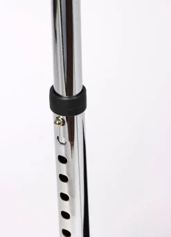 Trittstufe mit Haltegriff