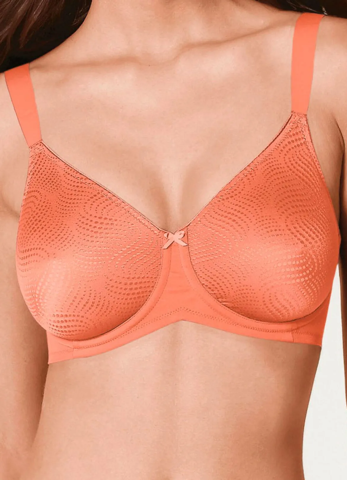 Triumph Essential Minimizer Bügel-BH mit jacquarddessinierten Cups