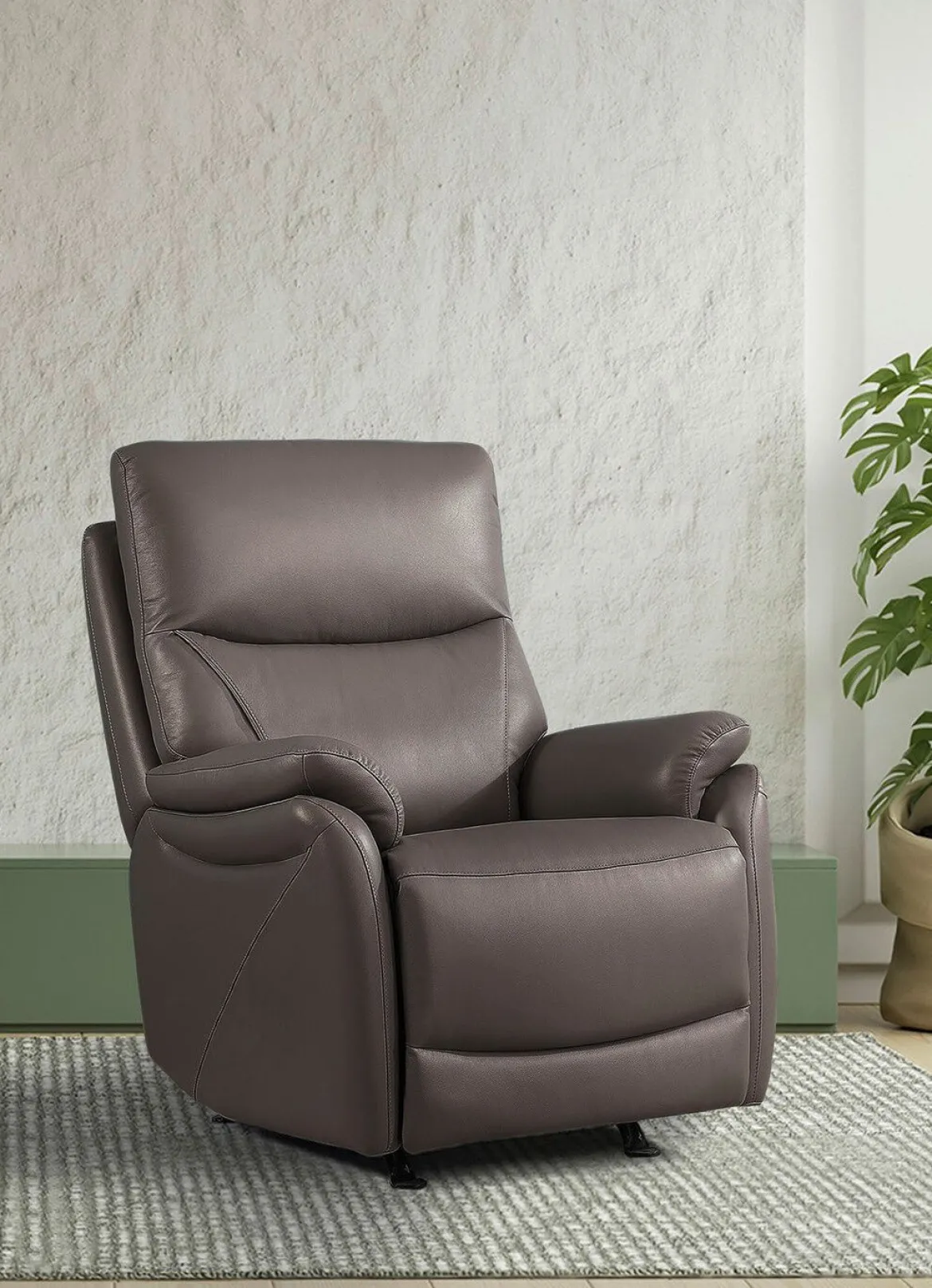 TV-Sessel mit XXL-Sitzkomfort und Aufstehhilfe