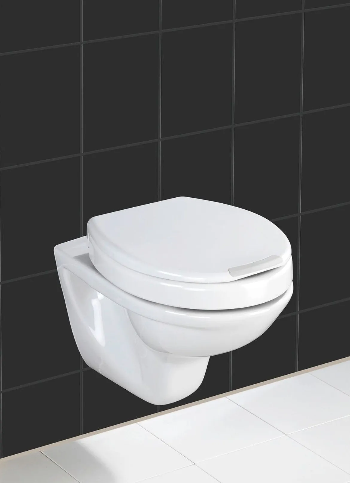 WC-Sitz mit Sitzflächenerhöhung