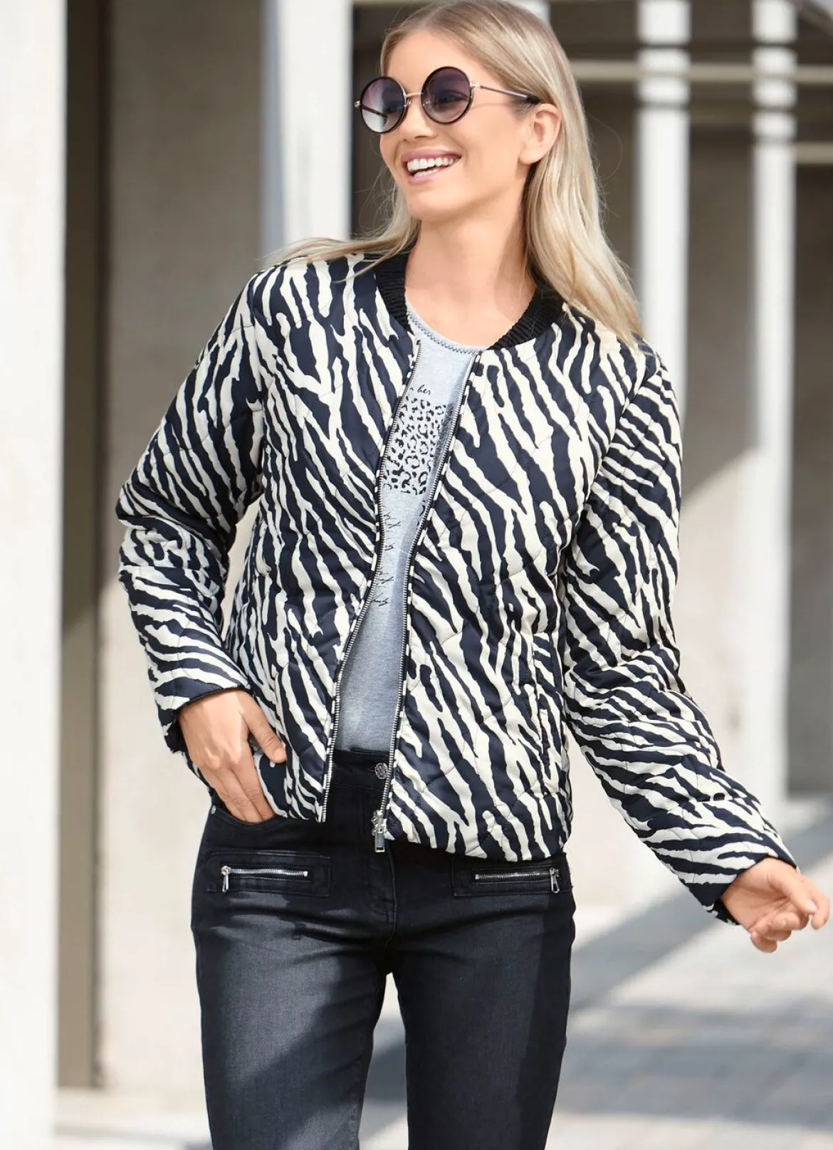 Wende-Kurzjacke in Blousonoptik