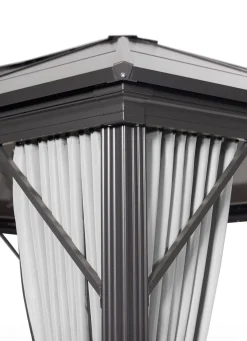 Wetterfester Kuppelpavillon mit stabilem Gestell