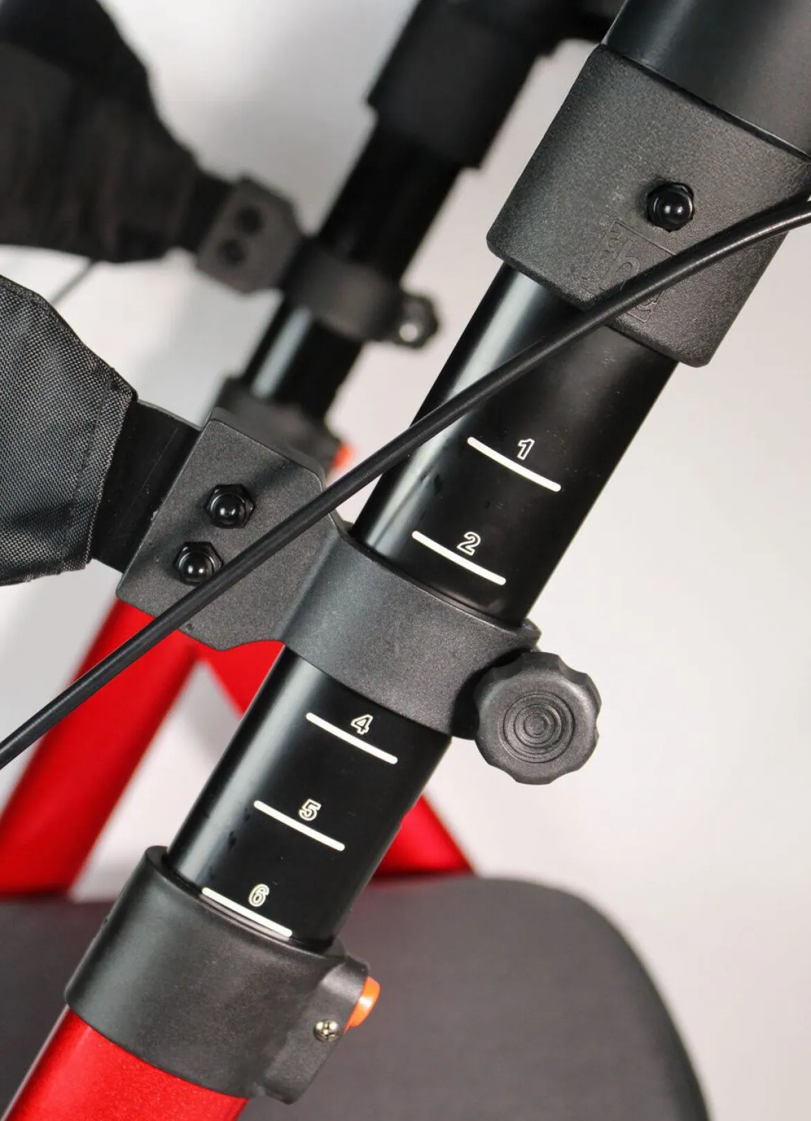 XL Rollator aus Aluminium